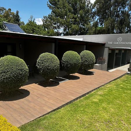 The Guesthouse 6 On Vrede Johannesburg Buitenkant foto